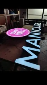 Gdańsk Manicure Hybrydowy neon