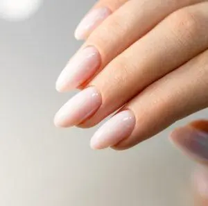 strawberry milkshake nails manicure salon Gdańsk