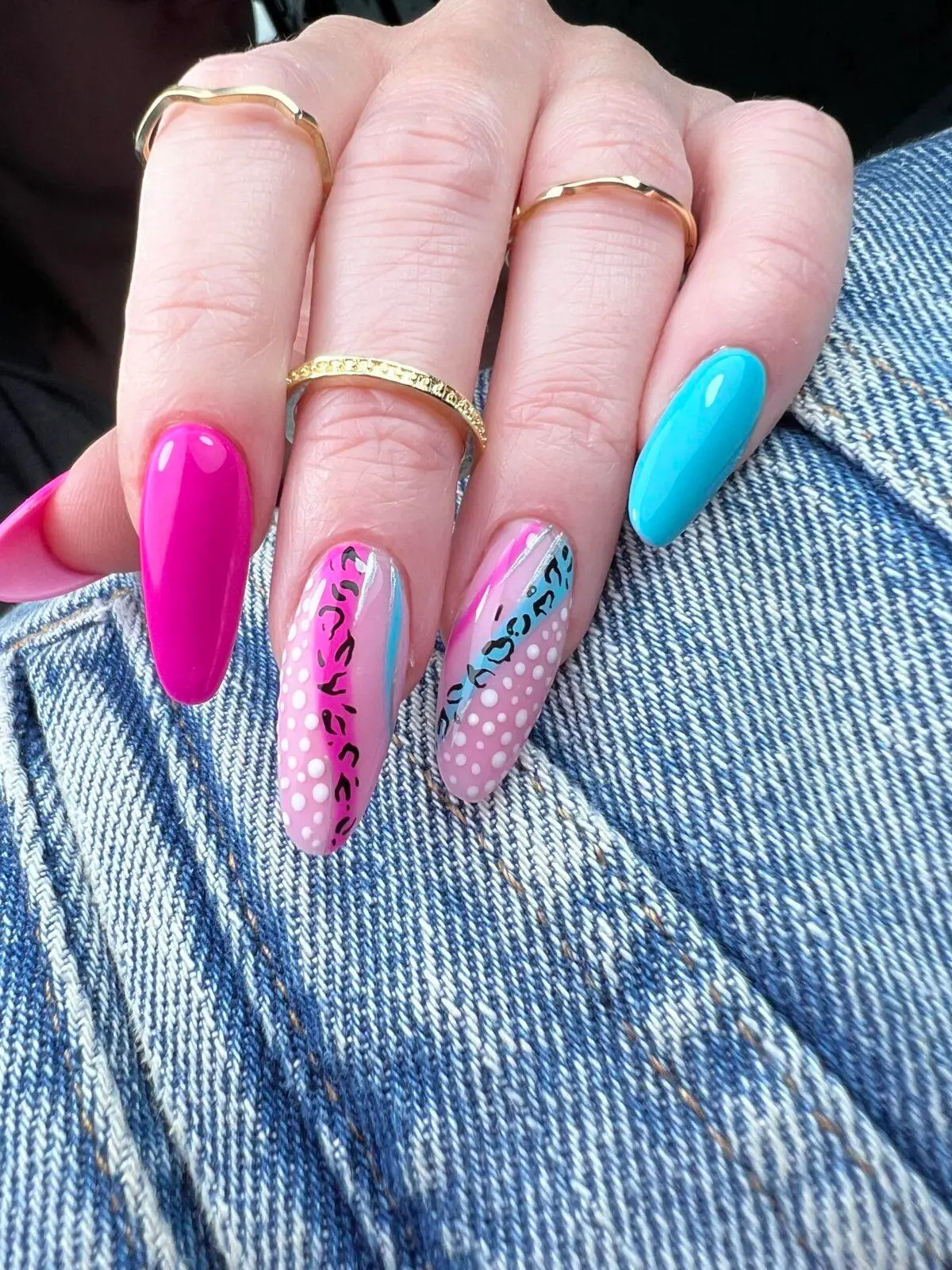 Elegancki, wyrazisty i seksowny – manicure na wiosnę 2023, który przyciągnie uwagę!